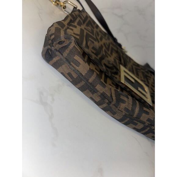 Fendi Brown Zucca Shoulder Bag - Good Condition - Picture 5 of 7